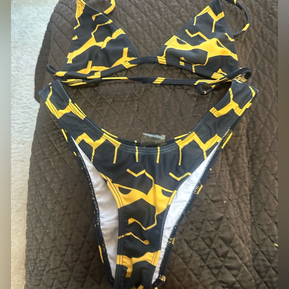 Minimale animale bikini size small